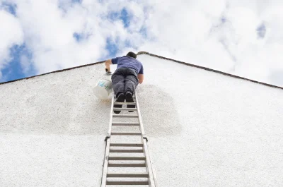 Peinture extérieure à Giroux — façades et ravalement
